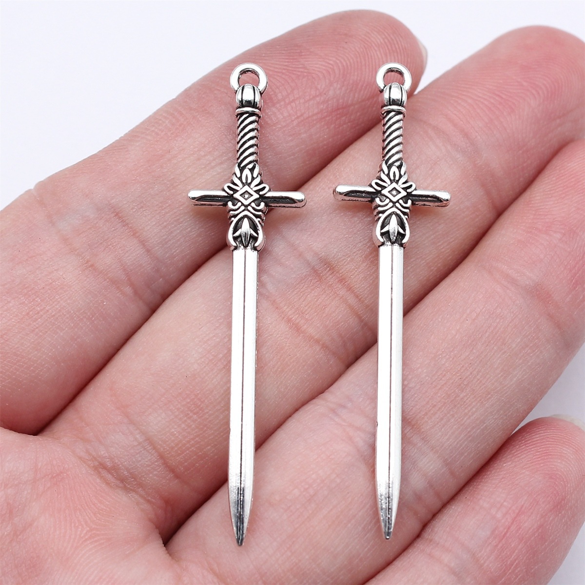 Charmante hanger van legering, - Vintage Fashion Jewelry Necklaces recensie en prijs